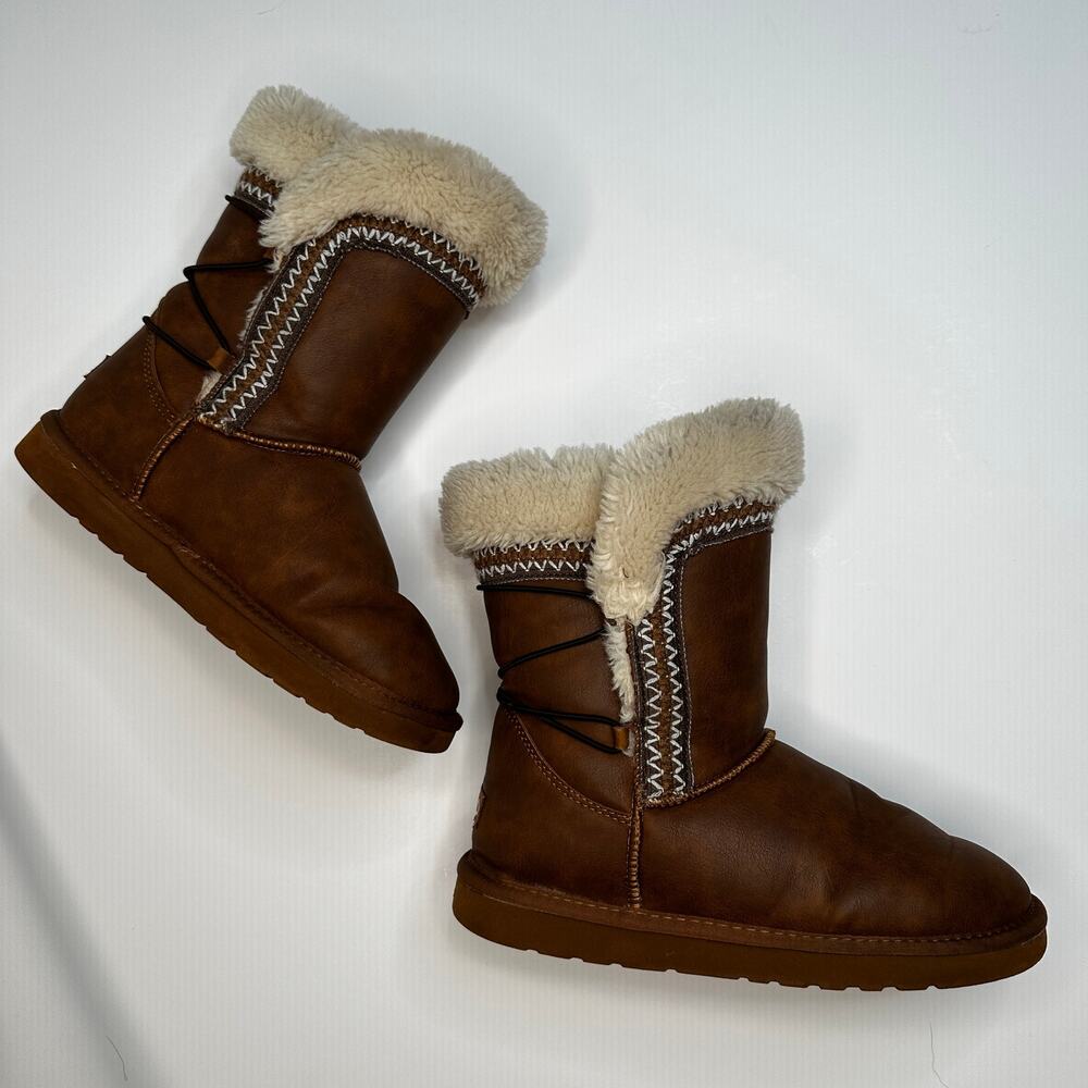 Lamo Alma Chestnut Faux Fur Lined Boots